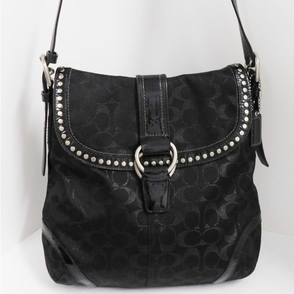 Coach saddle bag with matching Wristlet 🖤🩶